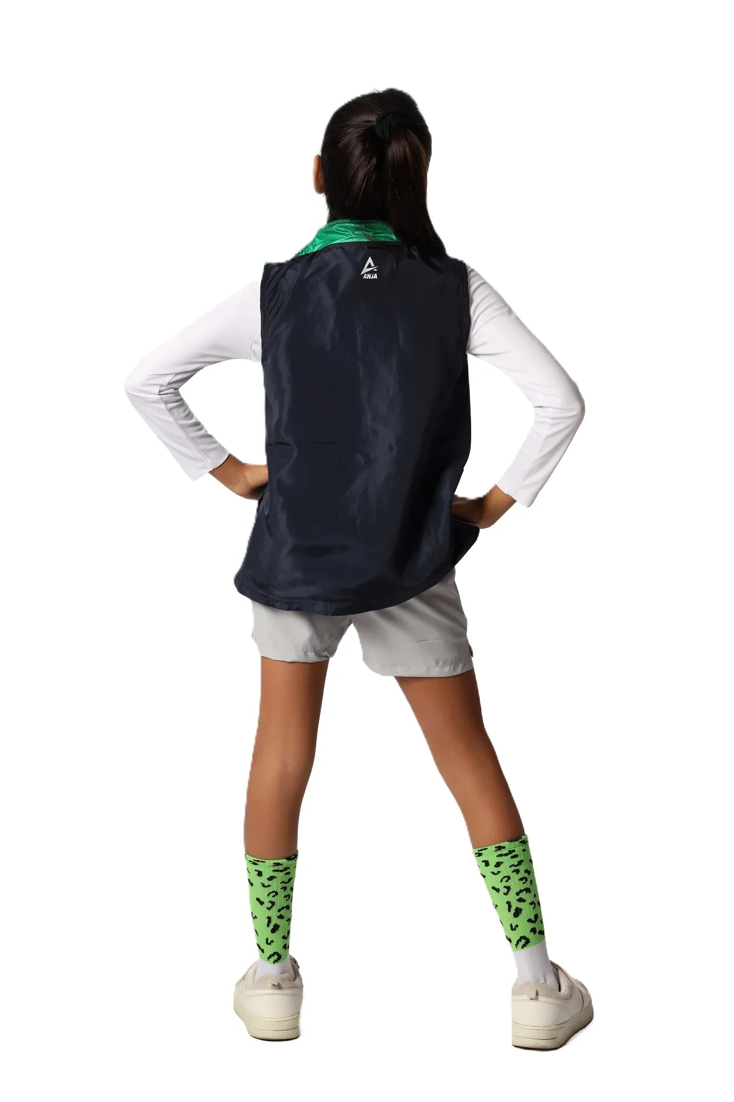 Girls Zip-Up Vest – Sporty Sleeveless Outerwear